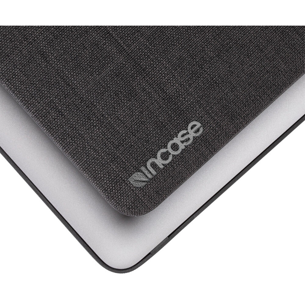 Накладки Incase Textured Hardshell in Woolenex  для ноутбука MacBook Pro 16" пластик, ткань, графит